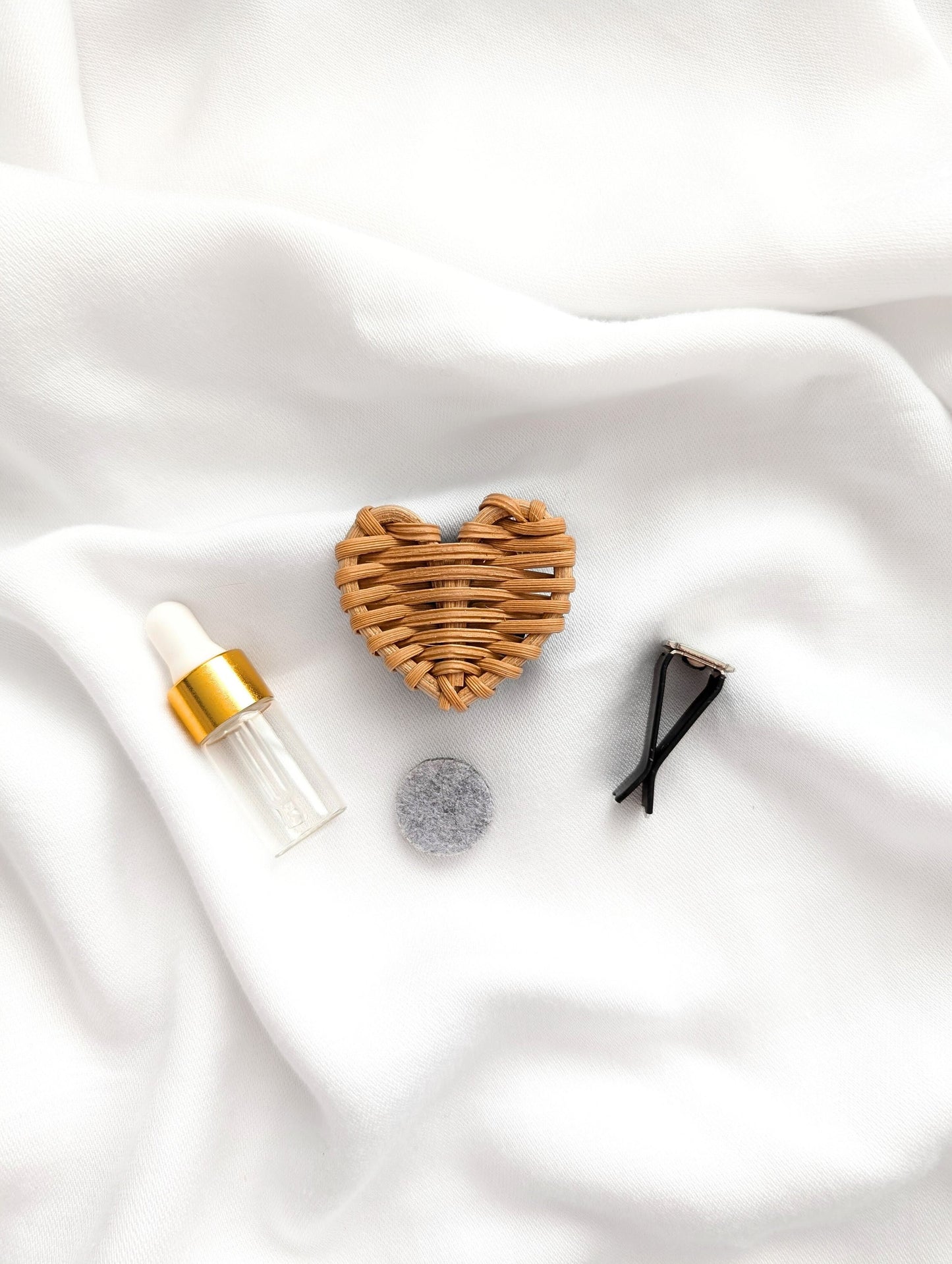 Clip diffuseur d'huiles essentielles - coeur