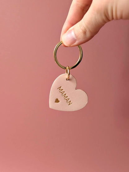 Porte-clés coeur en cuir • MAMAN