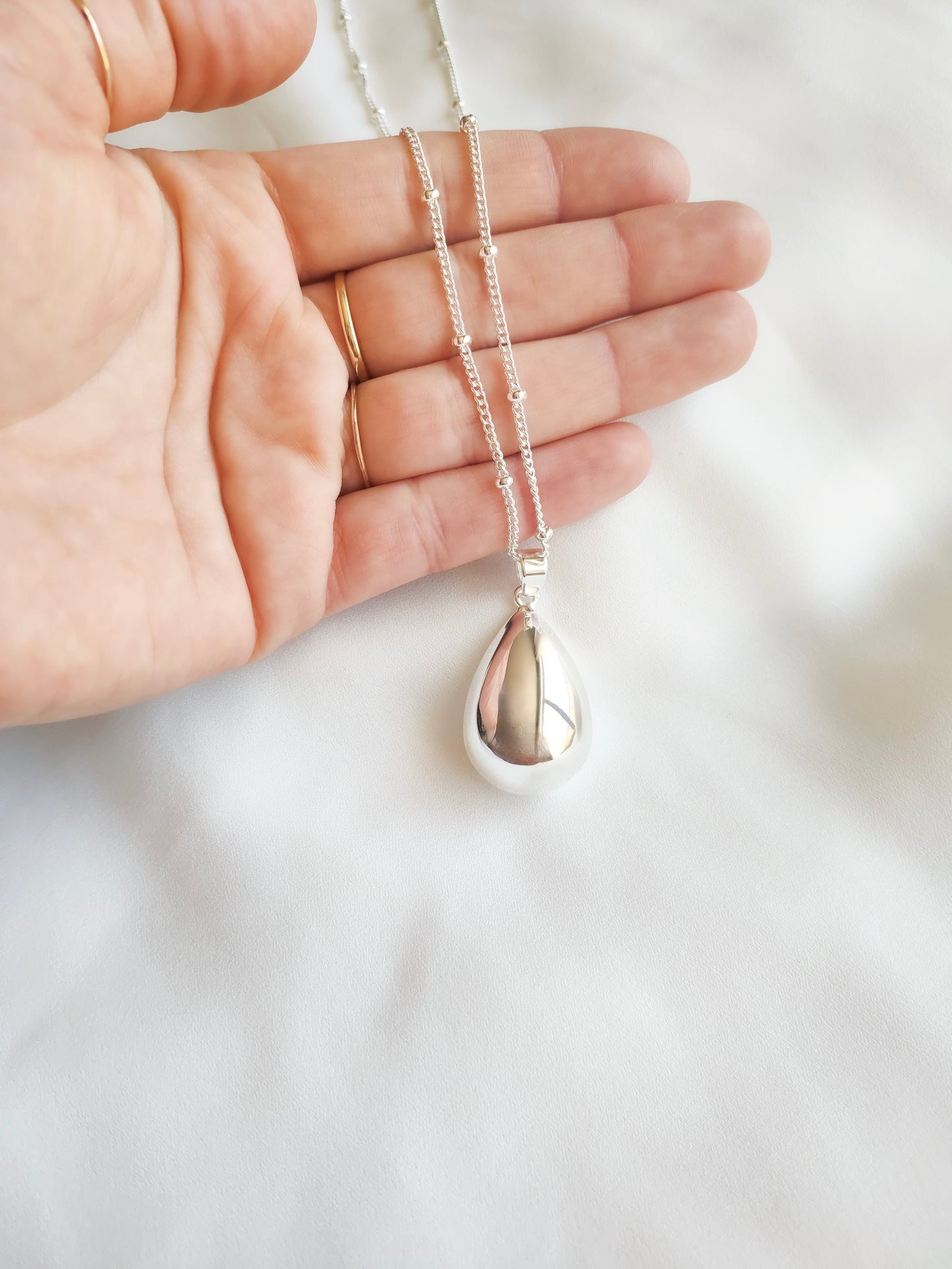 Collier BOLA goutte